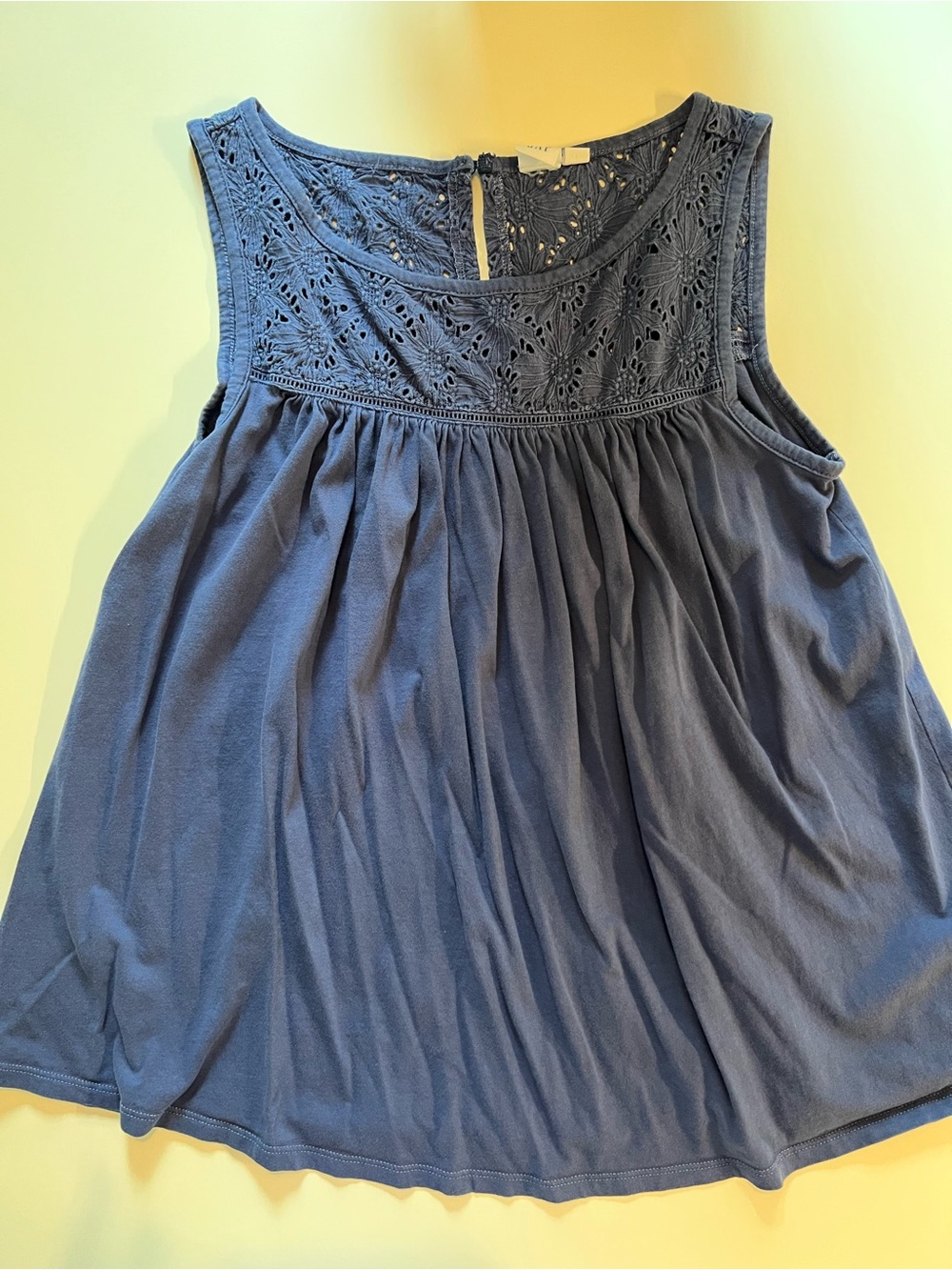 GAP Blue Sleeveless Eyelet Yoke Tank Top